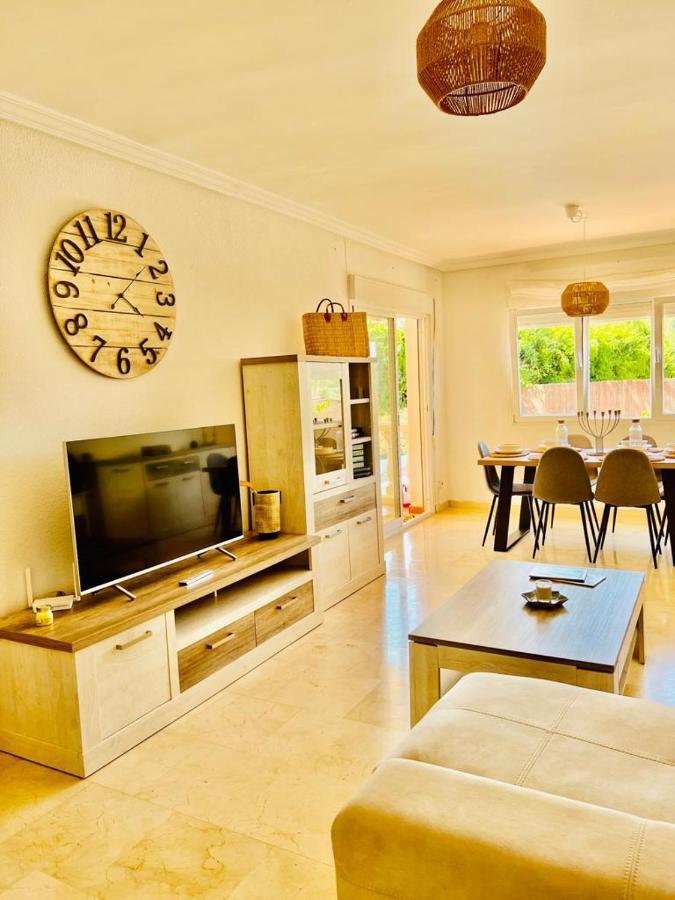 Вілла Casa Linda La Nucia Park Екстер'єр фото